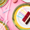 SWIECZKI-URODZINOWE-kolorowe-6-cm-12-sztuk-na-tort-Marka-PartyPal.jpg